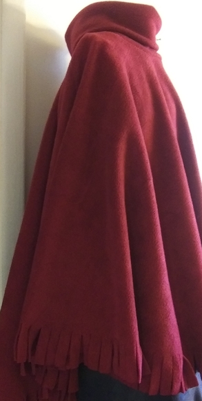Burgandy Poncho Pullover Onesize - Picture 2 of 6